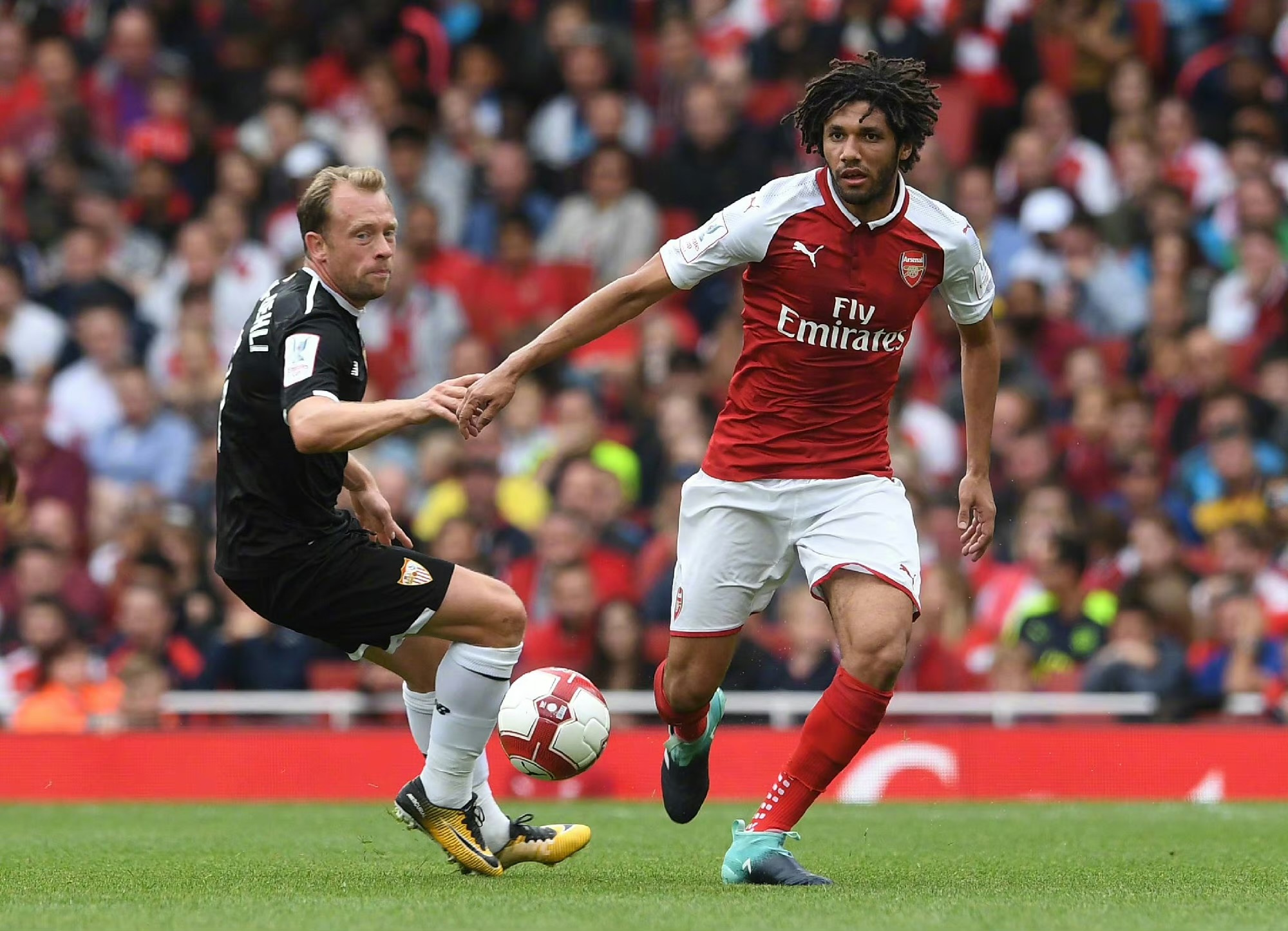 阿联酋足球俱乐部在冠军联赛中脱颖而出